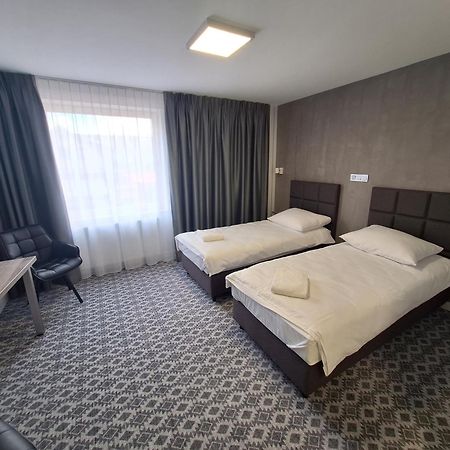 Hotel Gordon Warsaw Ngoại thất bức ảnh