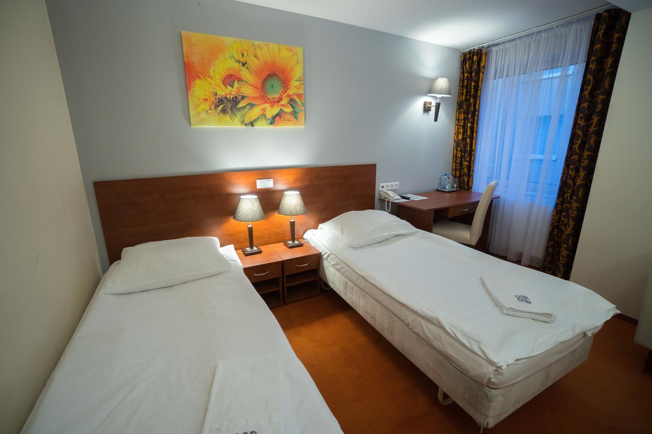 Hotel Gordon Warsaw Ngoại thất bức ảnh